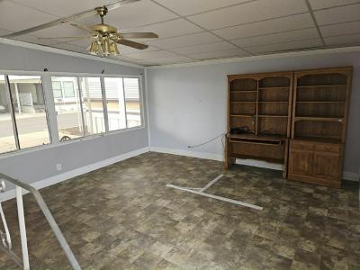 Photo 3 of 13 of home located at 303 N. Lindsay Rd. W-001 Mesa, AZ 85213