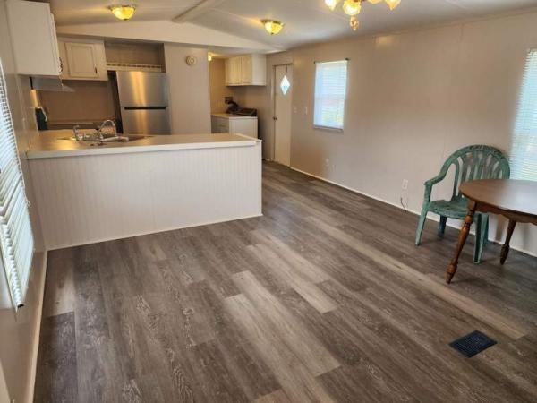 1988 Fleetwood Manufactured Home