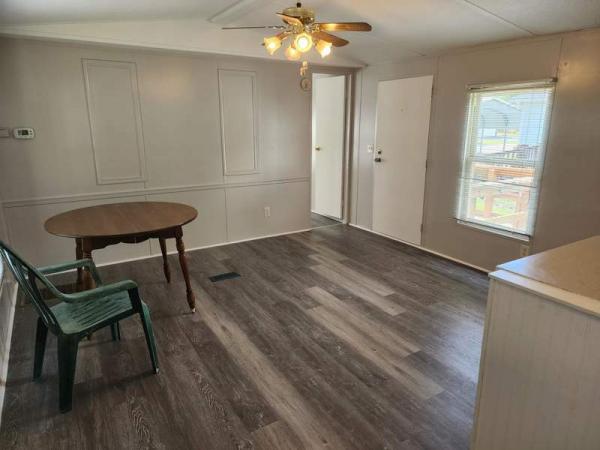 1988 Fleetwood Manufactured Home