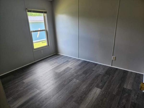 1988 Fleetwood Manufactured Home