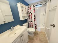 1983 SCHU HS Manufactured Home