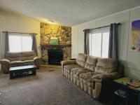 1987 Paramount Manufactured Home