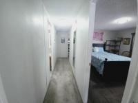 1987 Paramount Manufactured Home