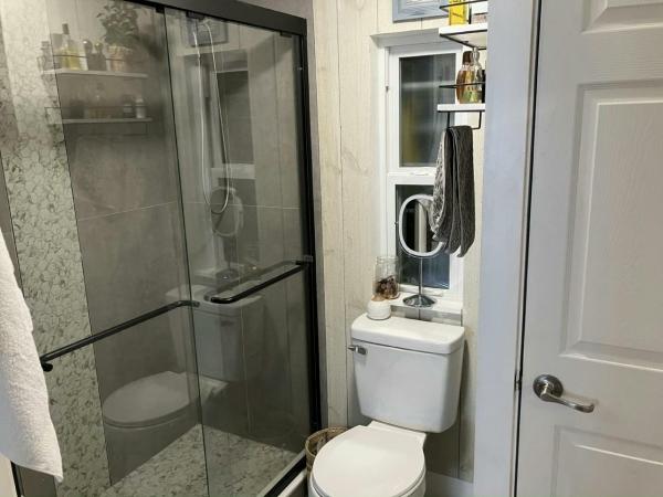 1985 Fleetwood HS Manufactured Home