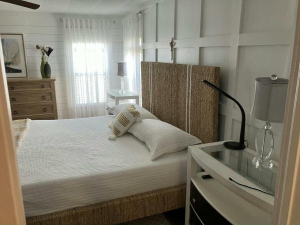 1985 Fleetwood HS Manufactured Home
