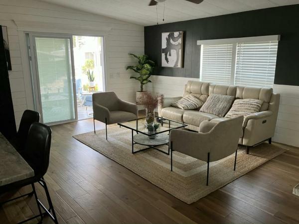 1985 Fleetwood HS Manufactured Home