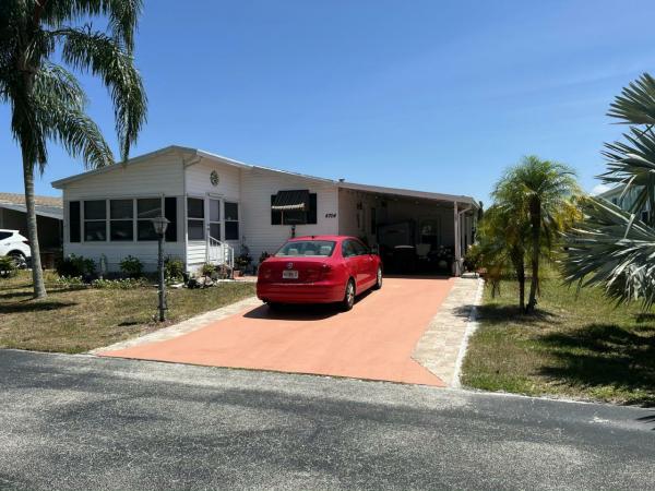 Photo 1 of 2 of home located at 4704 SE Corkwood Terr Stuart, FL 34997
