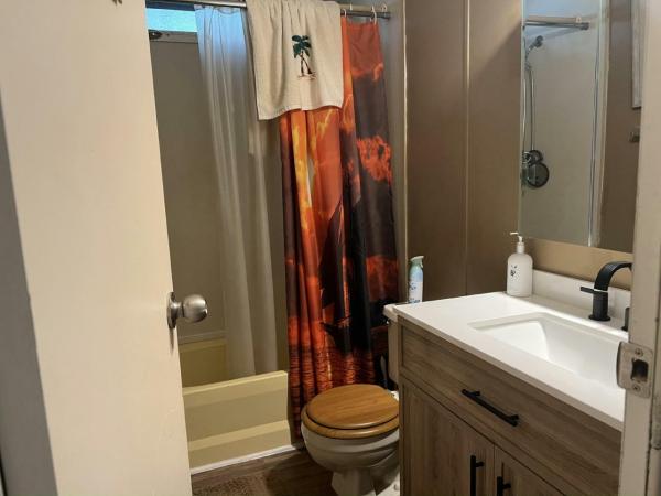1988 HS Barrington Manufactured Home
