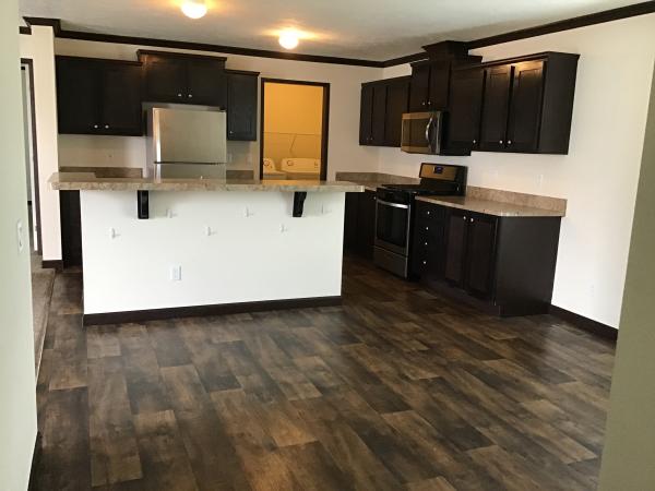 2017 FAIRMONT 430HH28564A Mobile Home