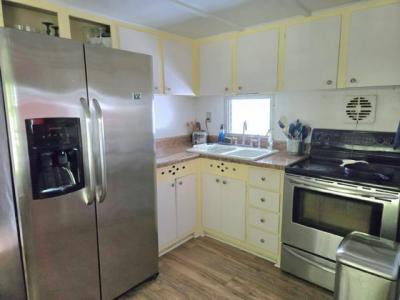 Photo 3 of 8 of home located at 4125 Park St N, #622 Saint Petersburg, FL 33709