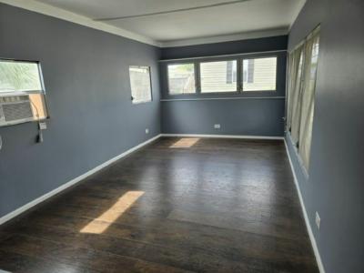 Photo 5 of 7 of home located at 4125 Park St N, #206 Saint Petersburg, FL 33709