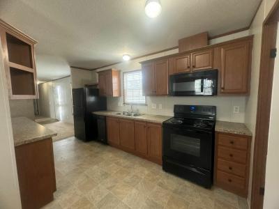Mobile Home at 6113 N. Bellview Ave Lot Be6113 Kansas City, MO 64118