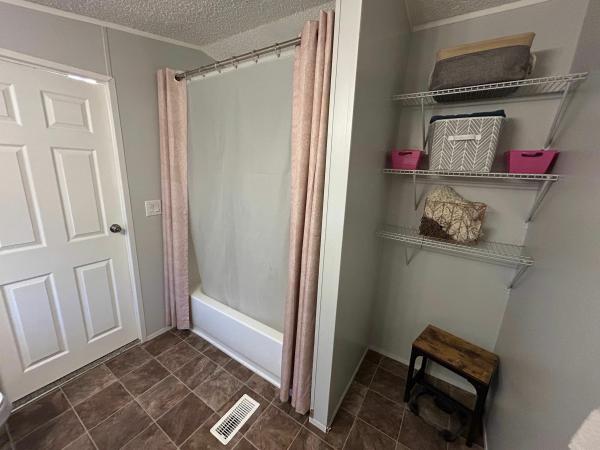 2000 Radi mobile Home