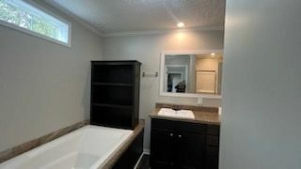 2020 Clayton Homes Inc Yes Mobile Home