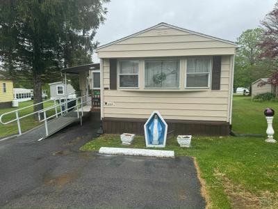 Photo 2 of 20 of home located at 157 Duke Street Walnutport, PA 18088