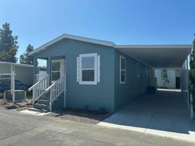 Photo 5 of 11 of home located at 725 W. Thornton Avenue, #53 Hemet, CA 92543