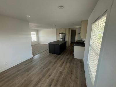 Photo 4 of 13 of home located at 725 W. Thornton Avenue, #45 Hemet, CA 92543