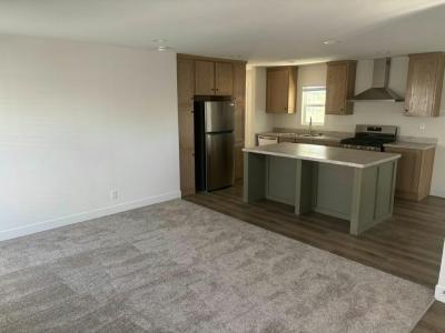 Photo 2 of 11 of home located at 725 W. Thornton Avenue, #31 Hemet, CA 92543