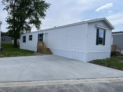 Mobile Home at 10610 East St Rt 762 #99 #99B Lockbourne, OH 43137
