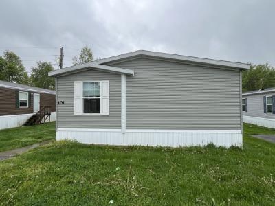 Photo 3 of 4 of home located at 10694 East St Rt 762, #101 #101M Lockbourne, OH 43137