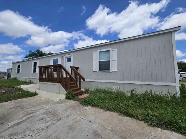 2023 Clayton - Bonham Mobile Home For Sale