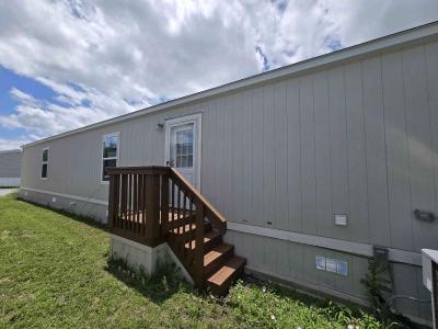 Photo 4 of 21 of home located at 709 North Collins Frwy, #77 #77 Howe, TX 75459