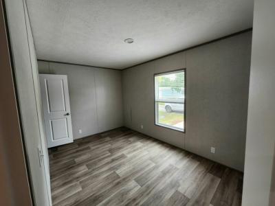 Photo 3 of 13 of home located at 10420 Us Hwy 31, #353 Tanner, AL 35671