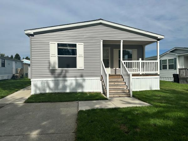 Photo 1 of 2 of home located at 6655 Jackson Rd Lot 466 Ann Arbor, MI 48103