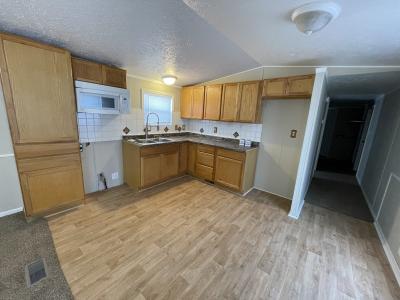Photo 3 of 11 of home located at 40029 Woolwich Ct Sterling Heights, MI 48310