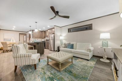 Mobile Home at 2569 Huntington Park Drive Lot 233 Grand Forks, ND 58201