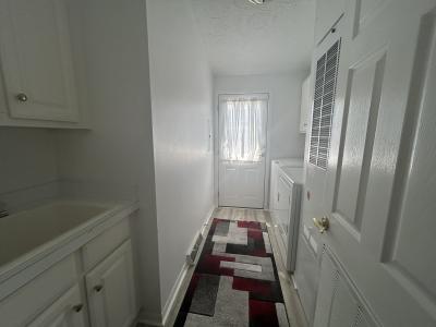 Photo 2 of 13 of home located at 287 Tulip Cir. Matteson, IL 60443