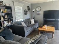 2015 OAK CREEK HOMES LLC YES Y5-1672 Mobile Home