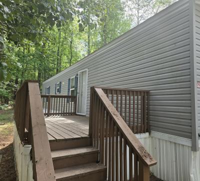 Photo 2 of 10 of home located at 861 Fountain Circle Stockbridge, GA 30281