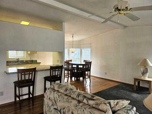 1998 PALM Mobile Home