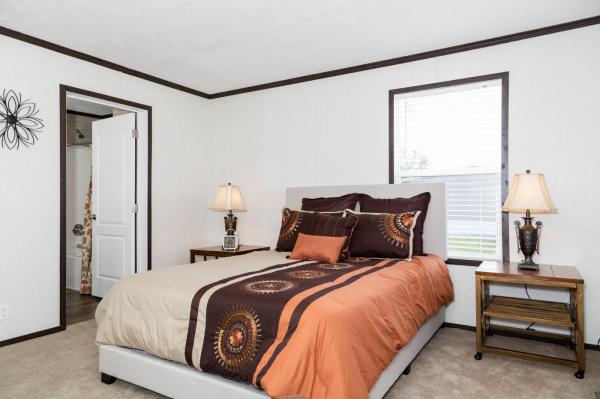 2019 Clayton Homes Inc Pulse Mobile Home