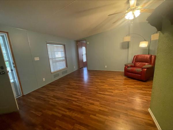 2002 NOBI N810658A/B Mobile Home