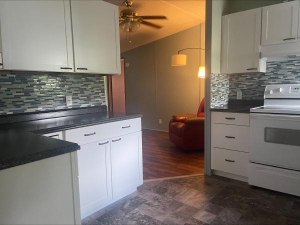 2002 NOBI N810658A/B Mobile Home