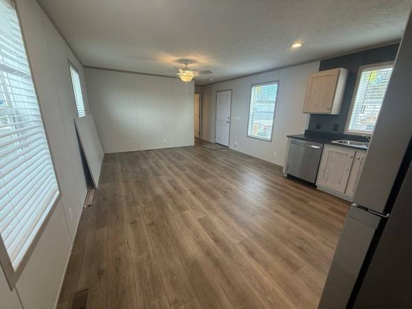 2025 Clayton 5616-4200 Adrenaline  Home