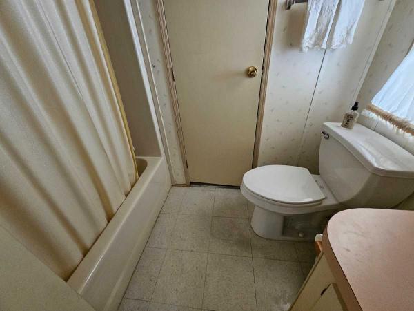 1990 Fleetwood Barrington Mobile Home