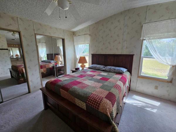 1990 Fleetwood Barrington Mobile Home