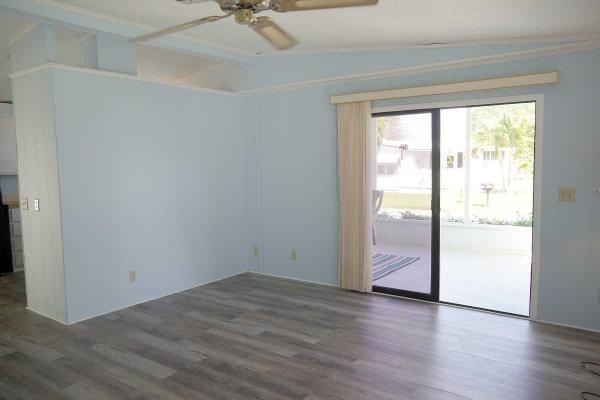 1983 Manufactured Home