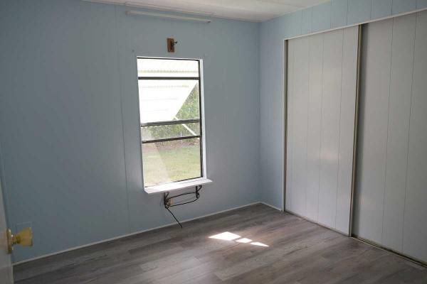 1983 Manufactured Home