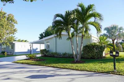 Photo 3 of 35 of home located at 603 NE Pearl Circle Jensen Beach, FL 34957