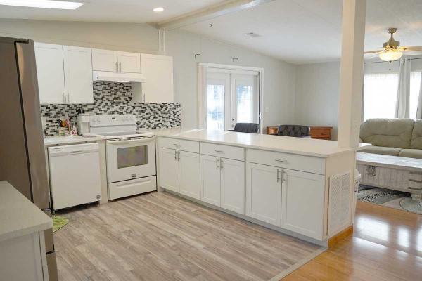 1983 Manufactured Home