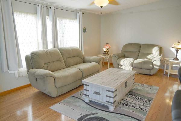 1983 Manufactured Home