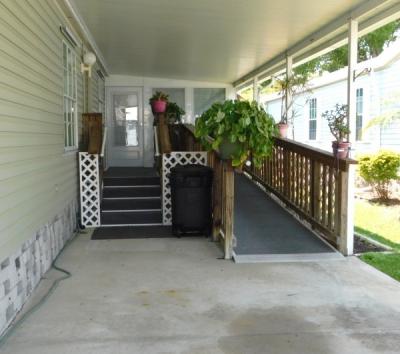 Photo 2 of 8 of home located at 1001 Starkey Road, #413 Largo, FL 33771