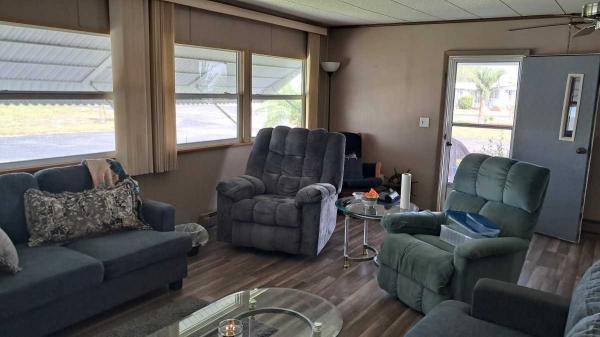 1972 Skyline HS Mobile Home