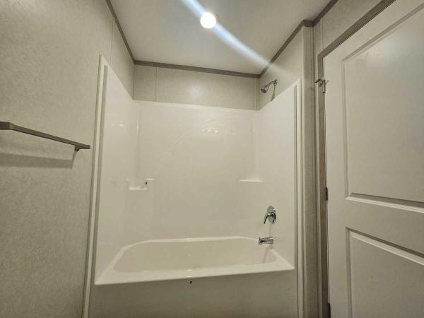 2024 Clayton Adrenaline 6016-E200 Manufactured Home