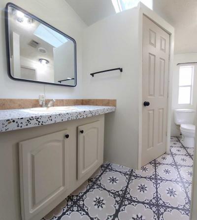 Photo 5 of 8 of home located at 500 Chaffee Rd South Jacksonville, FL 32221