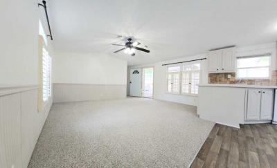 Photo 3 of 12 of home located at 500 Chaffee Rd South Jacksonville, FL 32221